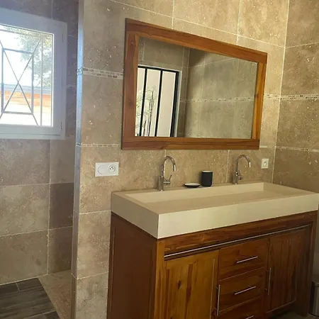 Maison En Provence Avec Piscine Proche Avignon *